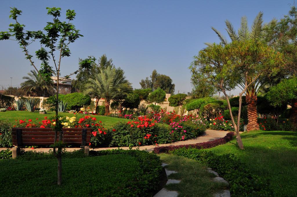 Royal Tulip Alrasheed Hotel 巴格达 外观 照片