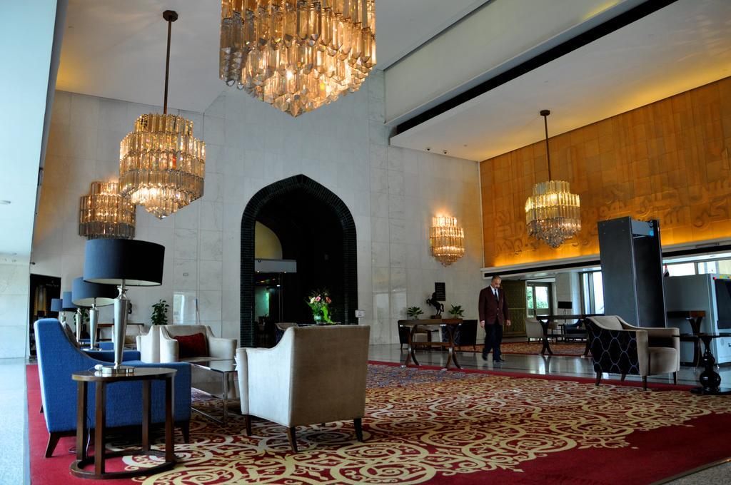 Royal Tulip Alrasheed Hotel 巴格达 外观 照片